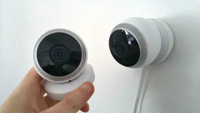Security camera with wire connector 2 megapixels