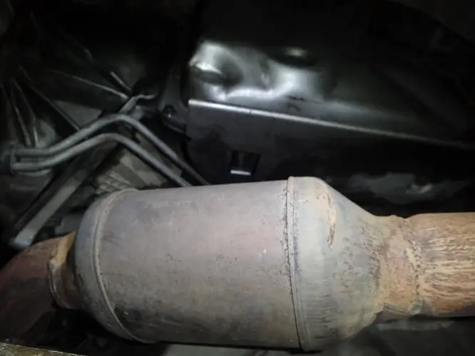 Catalytic converter in a GM truck