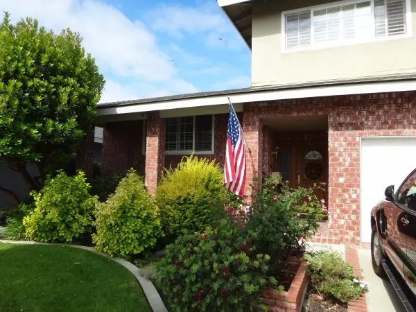 Front view of Long Beach home during security camera maintenance and troubleshooting service